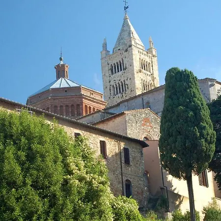 Penelope * Massa Marittima